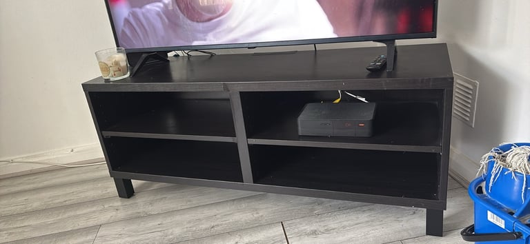 Table unit like new