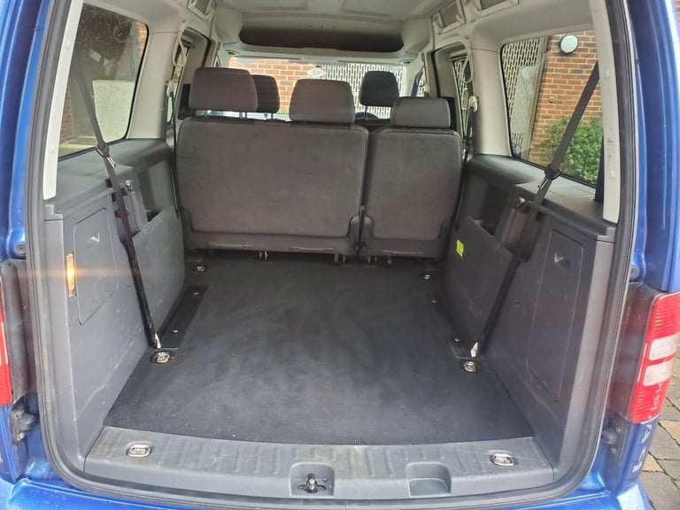 2014 Volkswagen Caddy Maxi Life 1.6 TDI CR DSG Euro 5 5dr MPV Diesel Automatic