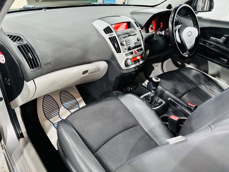 2008 Kia Ceed 1.6 LS 5dr HATCHBACK Petrol Manual