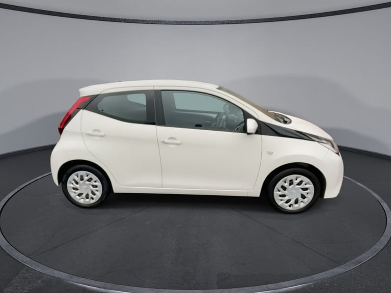 2020 20 TOYOTA AYGO 1.0 VVT-I X-PLAY HATCHBACK 5DR PETROL MANUAL EURO 6 (71 PS)