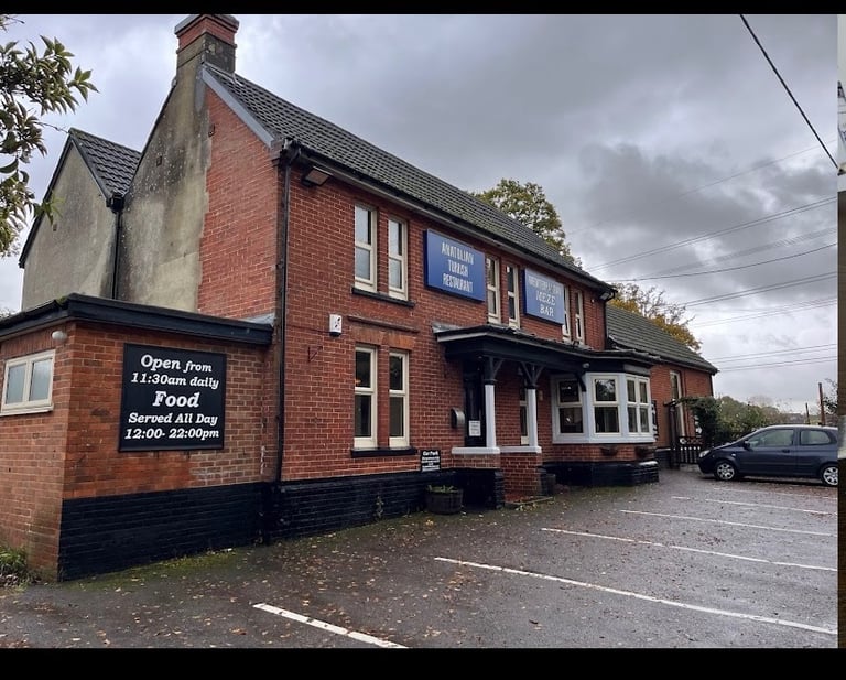 image for Amazing opportunity restaurant and flats above