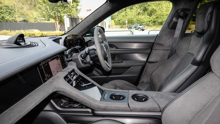 2025 Porsche Taycan GTS Sport Turismo Estate Electric Automatic
