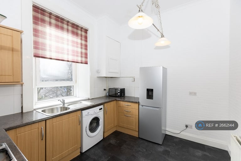 1 bedroom flat in Shettleston Road, Glasgow, G32 (1 bed) (#2662144)