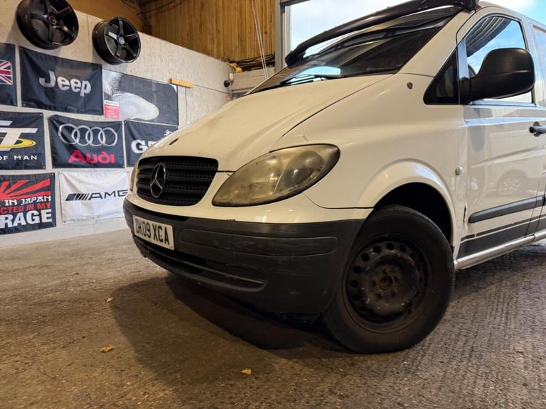 MERCEDES-BENZ VITO 2.1 111CDI Compact Panel Van SWB 5dr 2009
