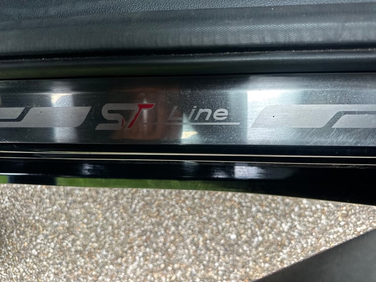 2019 Ford Kuga 1.5 EcoBoost 176 ST-Line 5dr Auto HATCHBACK Petrol Automatic