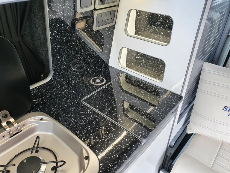 Ford Transit Custom SPEEDS EDITION Camper 130ps 4Berth,HIGH SPEC+ SPEEDS EDITION