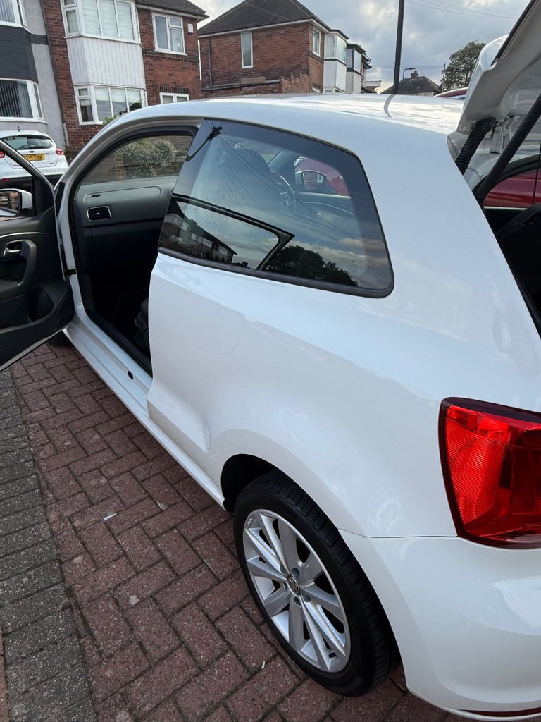 Volkswagen, POLO, Hatchback, 2015, Manual, 1197 (cc), 3 doors
