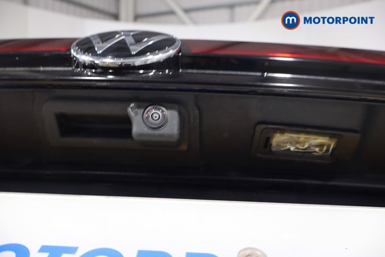 2025 Volkswagen Passat 1.5 TSI eHybrid Life 5dr DSG Estate Hybrid Automatic