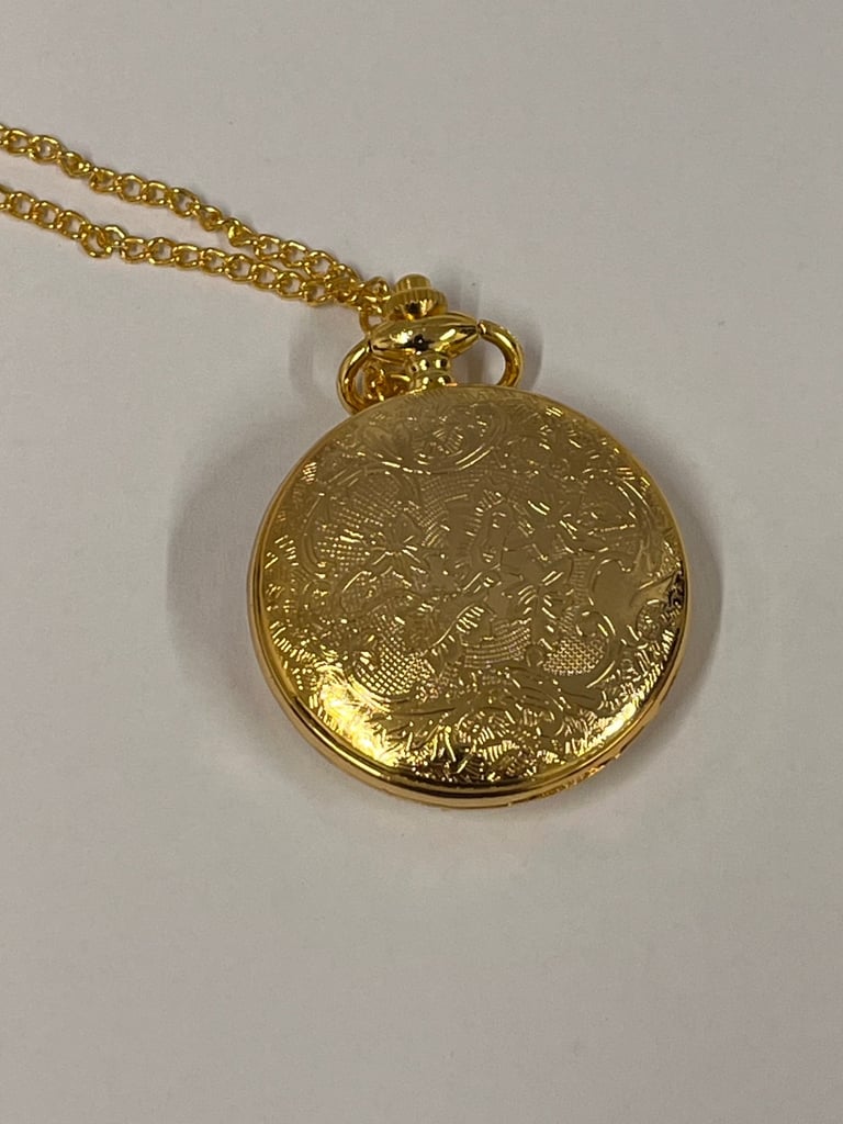 Brand New Star Wars Gold Pocket Watch with Chain