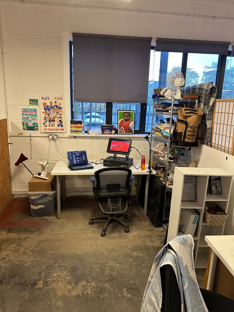 Cheap Desk Space In Creative Studio in Hackney Downs