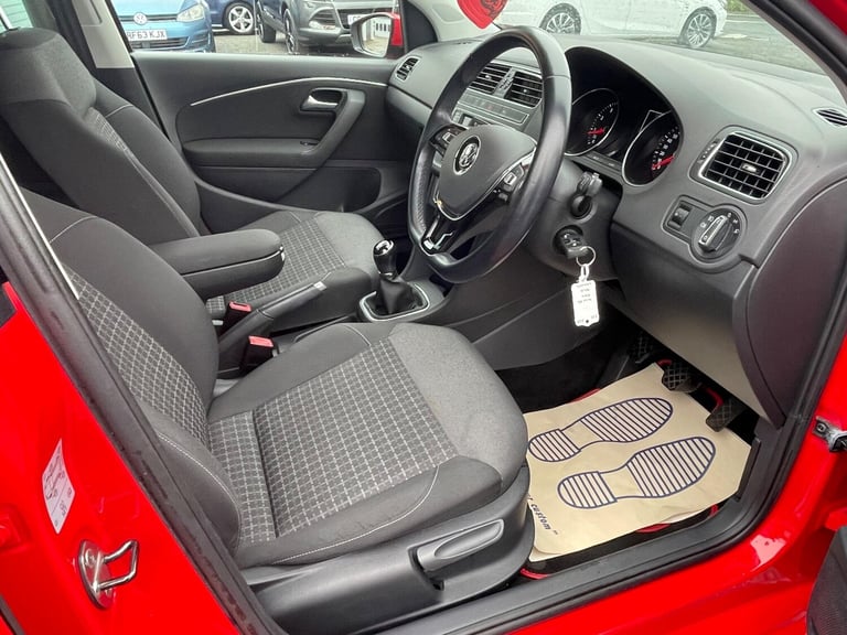 2015 Volkswagen Polo 1.2 TSI BlueMotion Tech SEL Euro 6 (s/s) 5dr HATCHBACK Petrol Manual