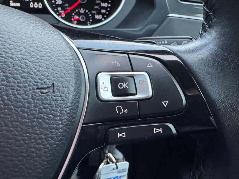 2017 Volkswagen Tiguan 2.0 TDI SE Navigation DSG Euro 6 (s/s) 5dr ESTATE Diesel Automatic