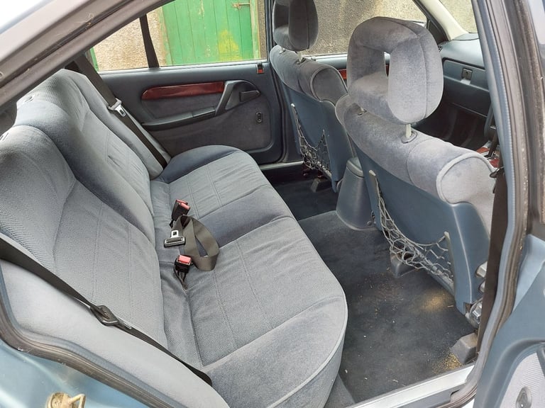 Vauxhall, CARLTON, Saloon, 1991, Automatic, 1998 (cc), 4 doors