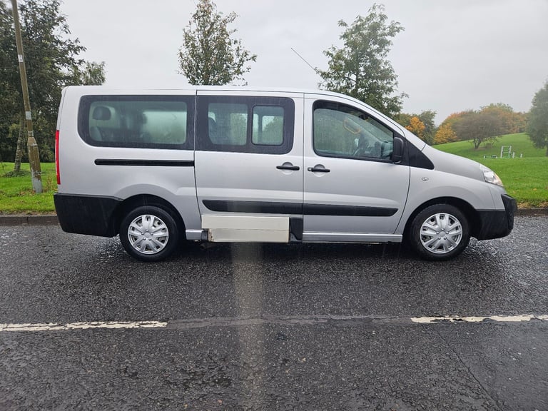 14/ reg citroen dispatch 2.0 hdi lwb 7seats plus wheelchairs minibus vivaro trafic vito custom