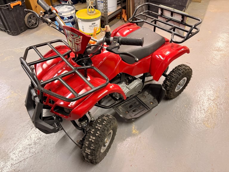 Kids 50cc quad bike like new 