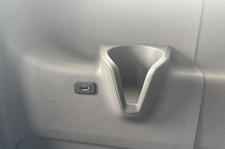 2025 Ford Transit 460 Leader L4 H3 ELWB High Roof 17 Seater Minibus RWD 2.0 EcoBlue 165ps, AI Min...