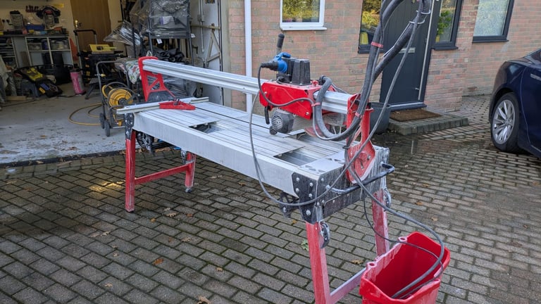 Rubi DCX-250 XPERT 1250 Professional moving head machine - wet tile cutter