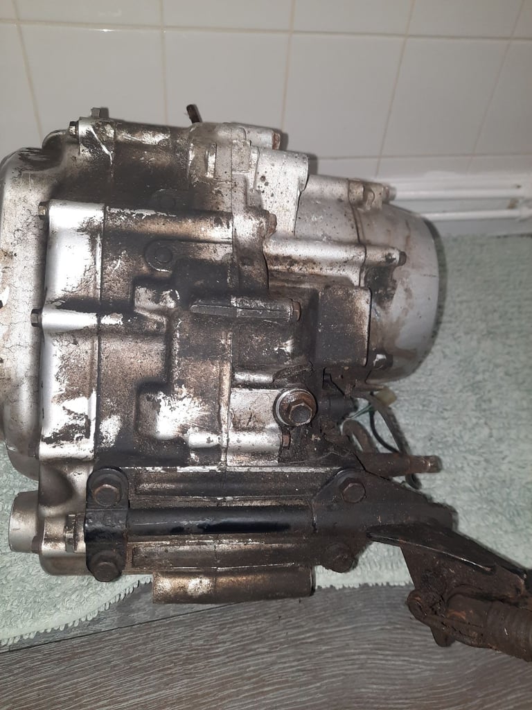Bargain price Replacment Honda cbf 125 engine and starter motor 