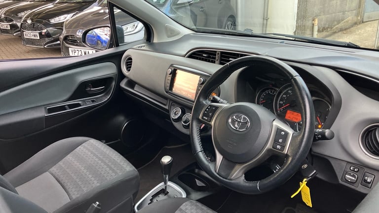 2017 Toyota Yaris 1.33 VVT-i Icon 5dr CVT Petrol Hatchback Hatchback Petrol Automatic