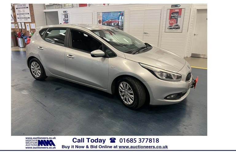 image for 2014 Kia Ceed 1 ECODYNAMICS 1.6CRDI 127PS 5 DOOR HATCHBACK HATCHBACK Diesel Manual
