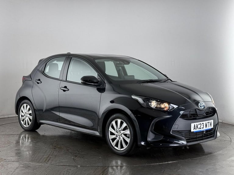 image for 2023 Toyota Yaris 1.5 VVT-h Icon E-CVT Euro 6 (s/s) 5dr Hatchback PETROL/ELECTRIC Automatic