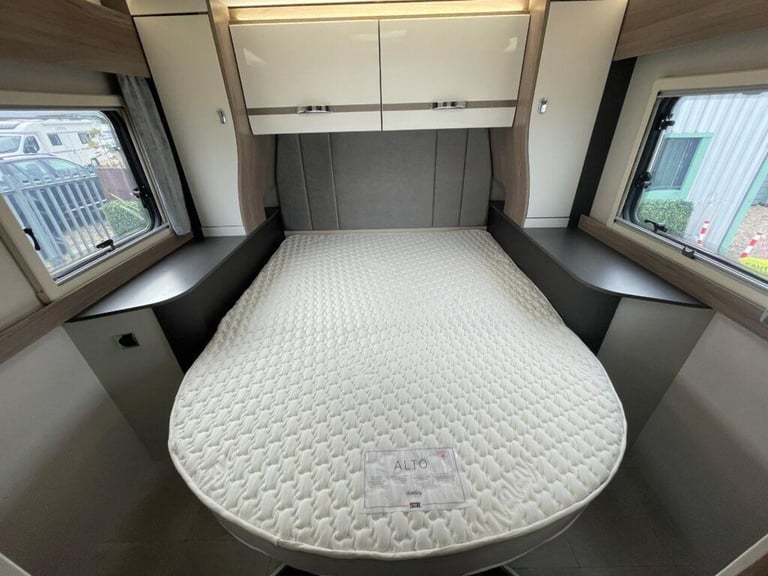 Swift Voyager 594 4 Berth 4 Belt automatic 3500kg motorhome 