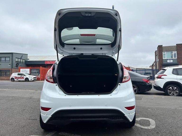 2016 Ford Fiesta 1.0 EcoBoost 125 ST-Line 3dr HATCHBACK PETROL Manual