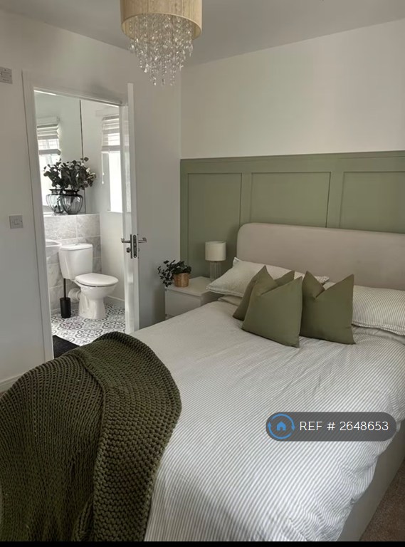 2 bedroom flat in Clydeside Terrace, Renfrew, PA4 (2 bed) (#2648653)