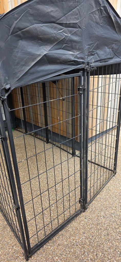 Dog pen enclosure 