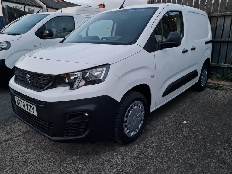2021 Peugeot Partner Professional Hdi 100 Bhp Diesel Three Front Seats Side Door