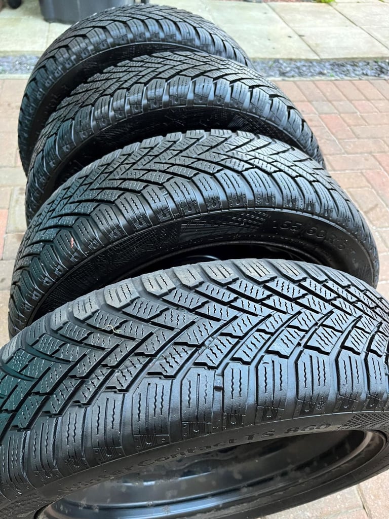 4 Complete wheels (winter tyres) for Toyota Aygo / Peugeot 108 / Citroën C1