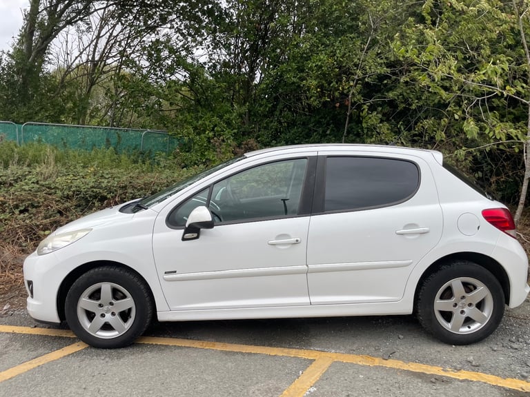 PEUGEOT 207 1.4 VTI SPORTIUM 61 REG WHITE 5 DOOR MOT MAY 9TH 2026 TAX £195 LOW INSURANCE 