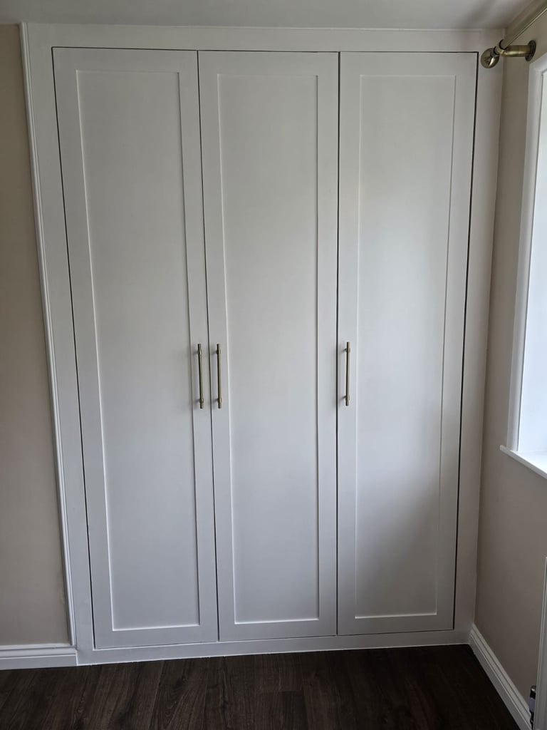 Painting, decorating, carpentry and handyman services 