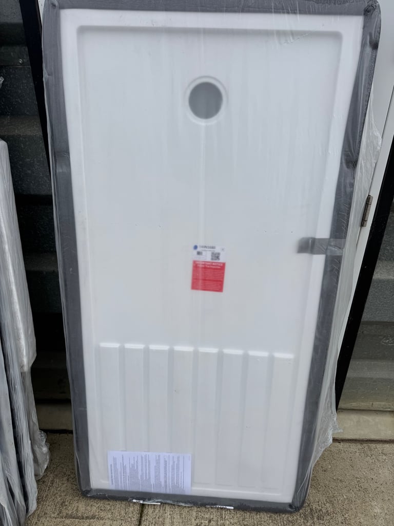 Shower tray  1600 x 800 mm