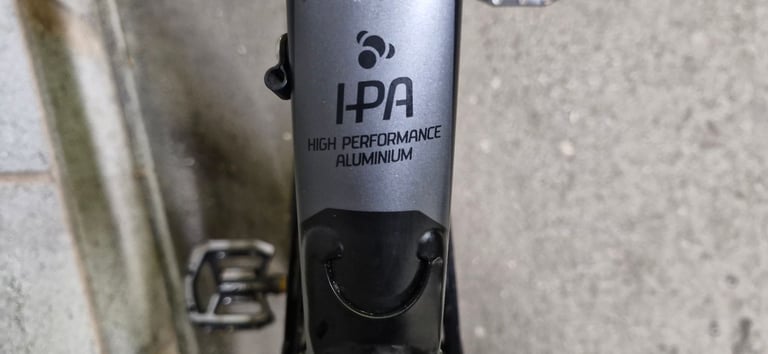 💥FULL SUS CUBE STING 29ER💥 [USED A COUPLE OF TIMES] HAS MANITOU REMOTE FORKSSIZE MEDIUM £600