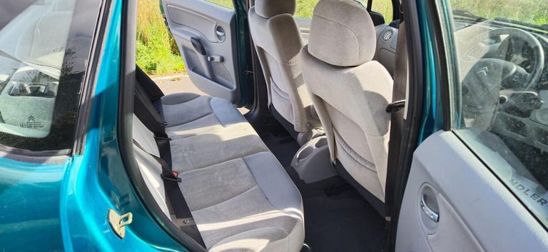 CITROEN C3 1.6i 16V Exclusive 5dr 2002