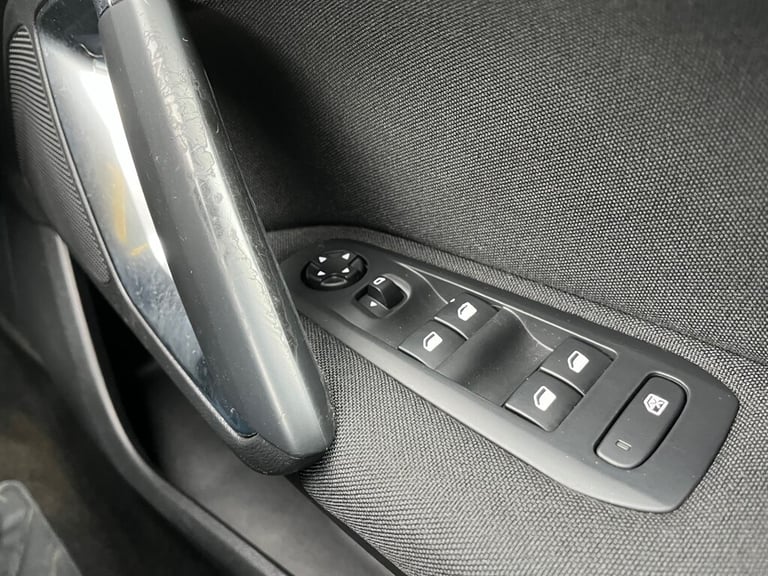 2015 Peugeot 308 1.6 BlueHDi 120 Active 5dr ESTATE DIESEL Manual