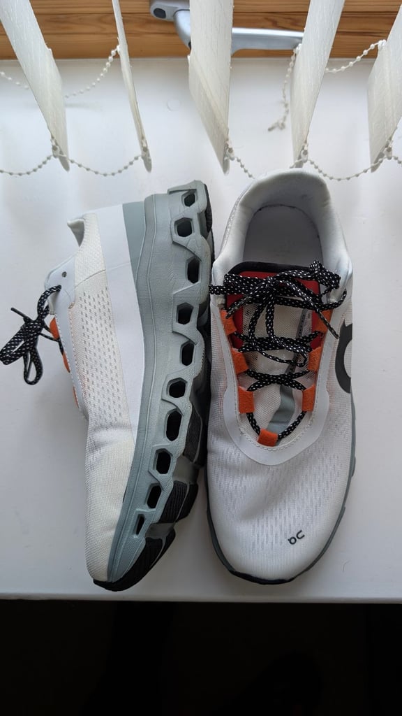 image for ON CloudMonster trainers UK size 9.5