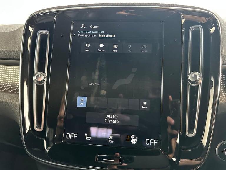  Volvo XC40 1.5h T4 Recharge 10.7kWh R-Design Auto Euro 6 (s/s) 5dr Petrol/Electric Hybrid Automatic
