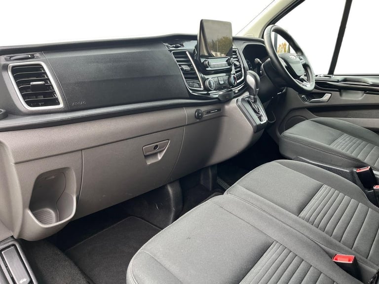 2022 Ford Transit Custom Double Cab in Van Limited 2.0L 170PS AUTO Frozen White