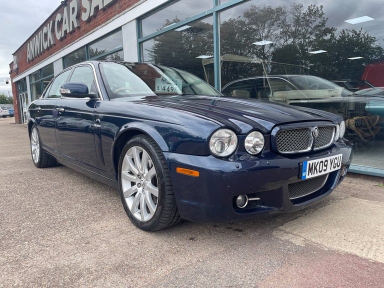 image for 2009 Jaguar XJ 2.7 TDVi Sovereign Saloon 4dr Diesel Automatic (209 g/km, 204 bhp) Saloon Diesel A...