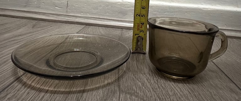 MUST GO - 6x tea or coffee cup with saucers