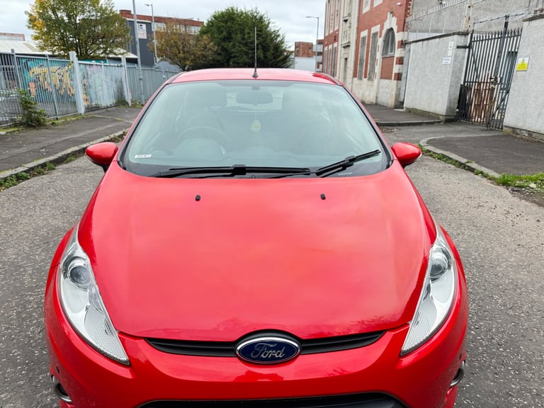 ( 2011 - DIESEL) FORD FIESTA TDCI 1.4*£20 TAX*MOT-1 YEAR *like vauxhall astra corsa focus mazda 2