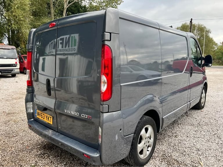 2013 Vauxhall Vivaro 2.0CDTI [115PS] Sportive Van 2.7t Tecshift Euro 5 PANEL VAN Diesel Manual