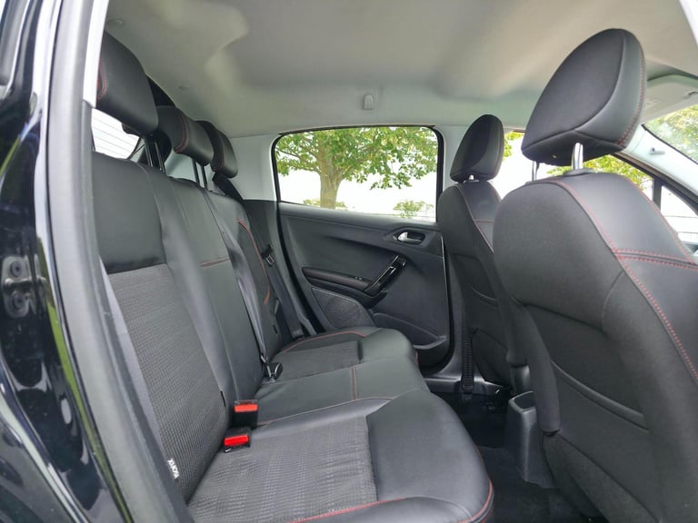 2019 Peugeot 208 1.2 PureTech GPF GT Line EAT Euro 6 (s/s) 5dr HATCHBACK Petrol Automatic