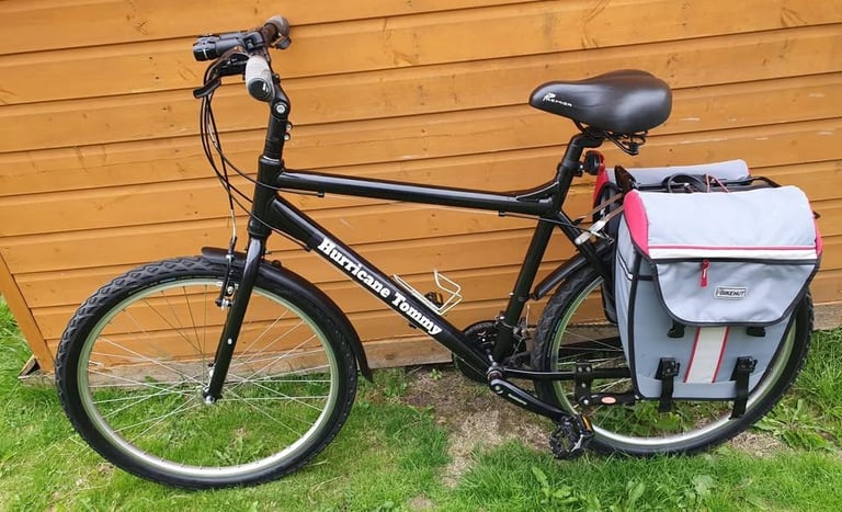 MOUNTAIN BIKE