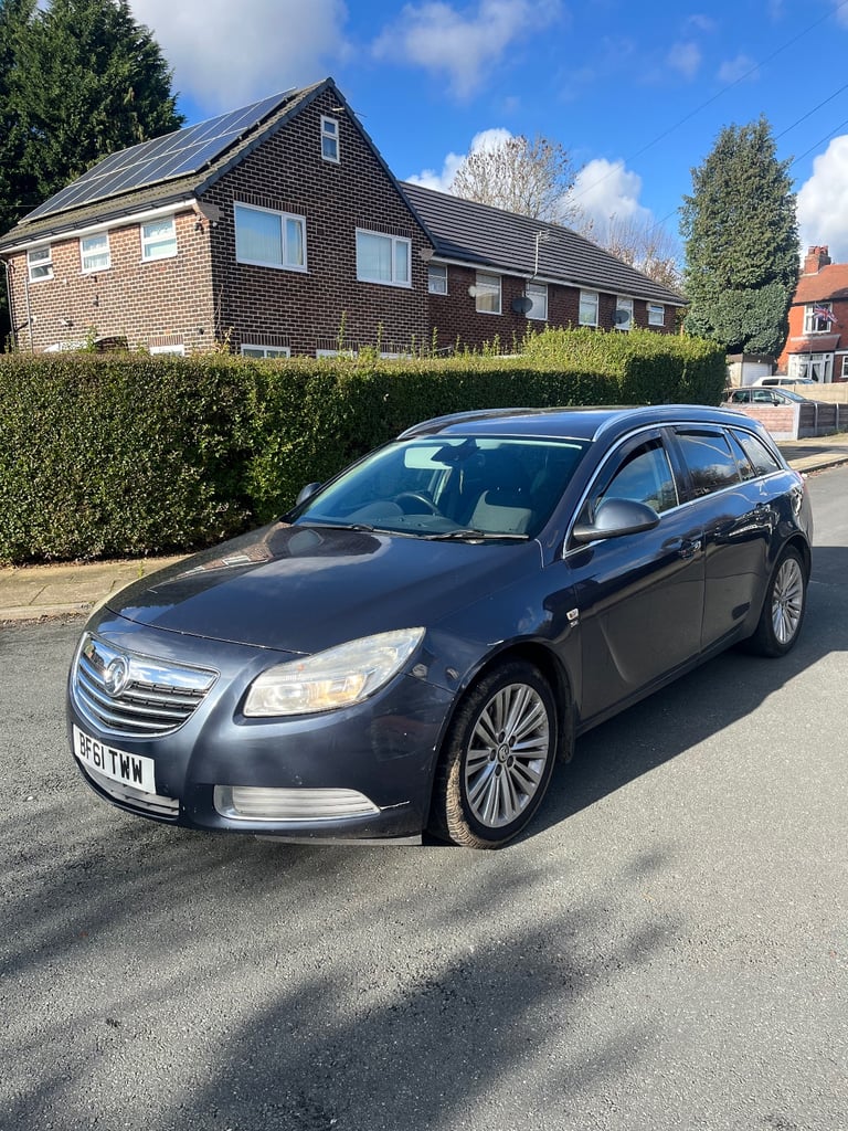Automatic Vauxhall, INSIGNIA, Estate, 2011, Other, 1956 (cc), 5 doors