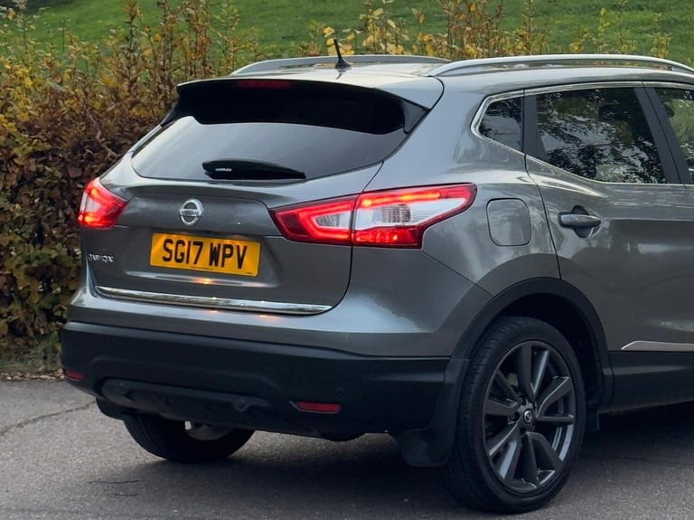 2017 Nissan Qashqai 1.2 DIG-T Tekna 2WD Euro 6 (s/s) 5dr HATCHBACK Petrol Manual
