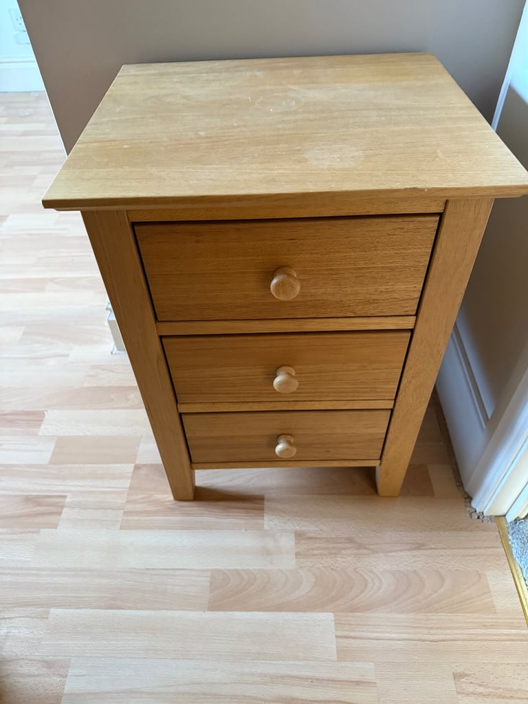 Oak Bedside Tables x2