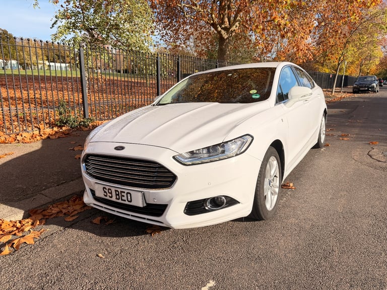 Ford, MONDEO, Hatchback, 2015, Semi-Auto, 1997 (cc), 5 doors